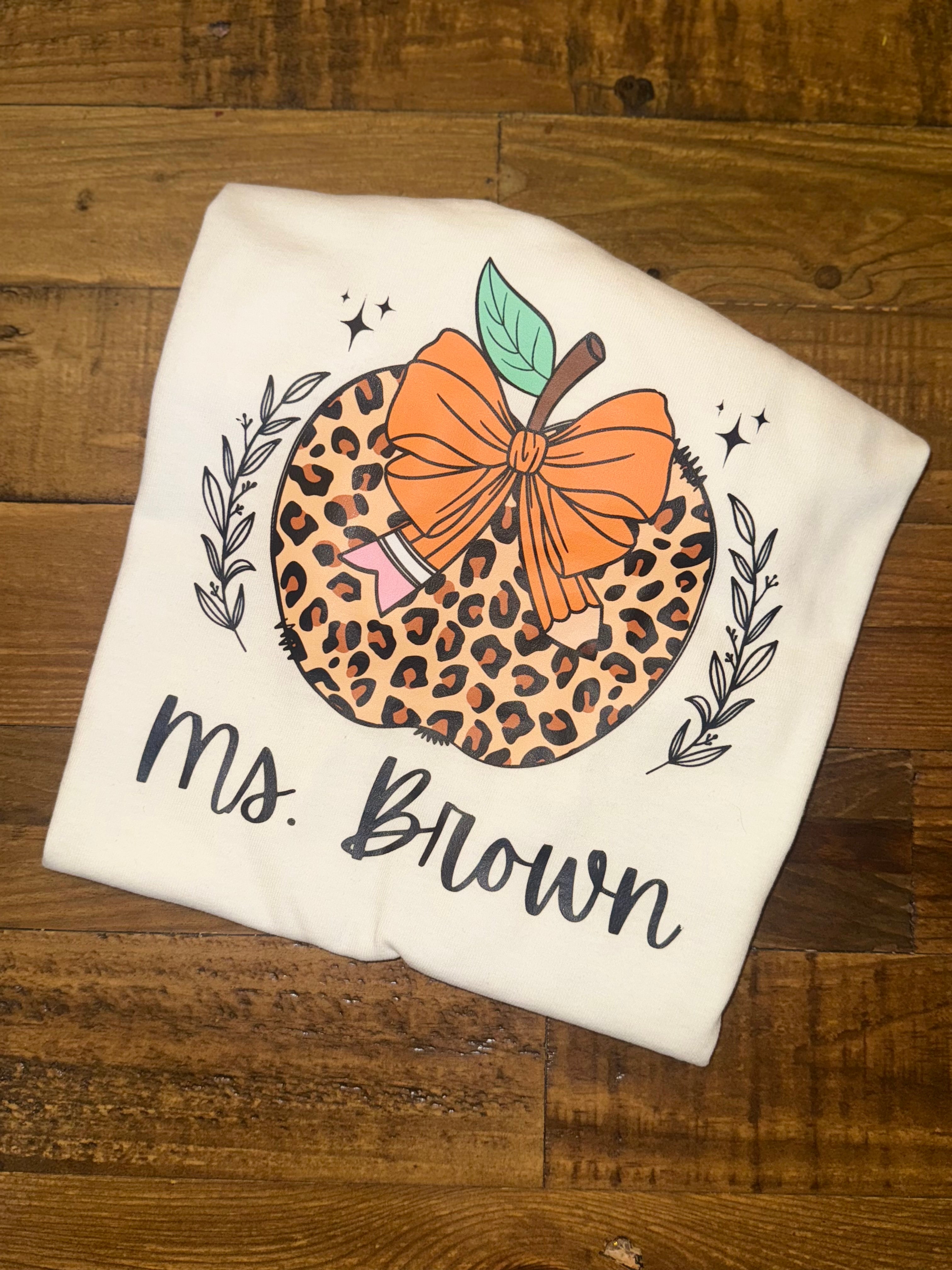 Chic Apple Teacher Tee